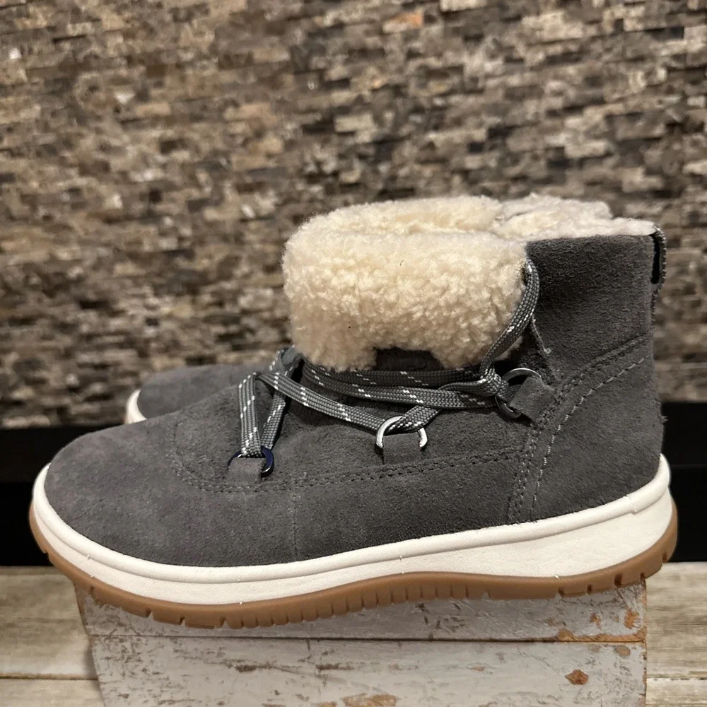 Ugg Womens Lakesider Heritage‎ Leather Winter & Snow Boots Shoes size 6